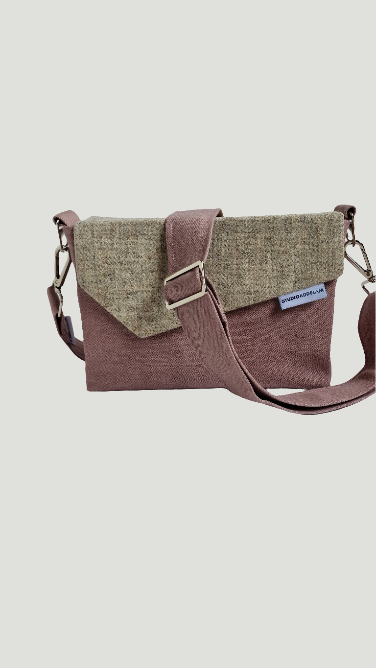 The Ark Lane Crossbody - Pink & Cream